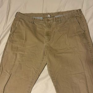 Sonoma men’s khaki 42 x 32